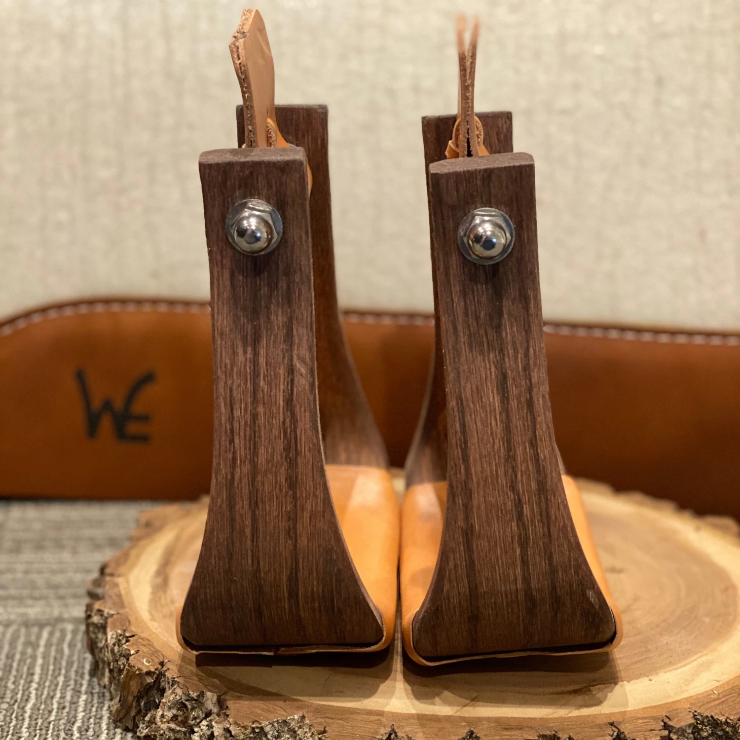 Nettles Stirrups 3" Duke 3 Nettles Stirrups 3" Duke